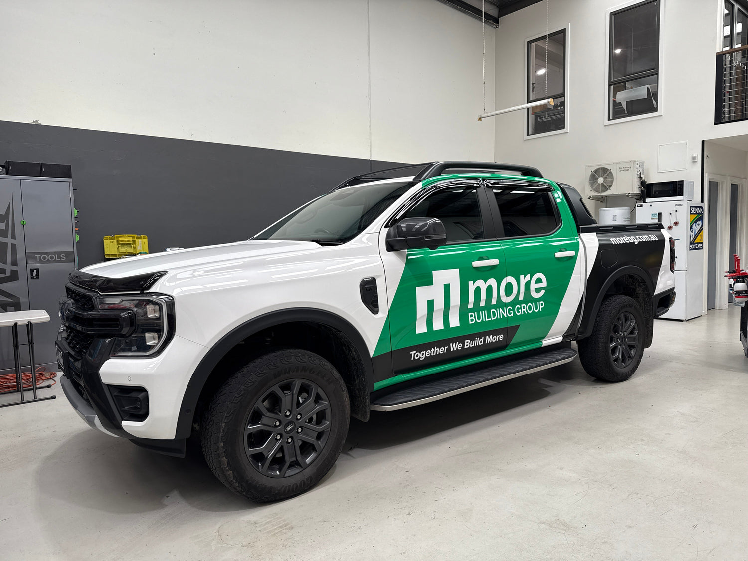 How Vehicle Wraps Help Tradies Win More Local Jobs?
