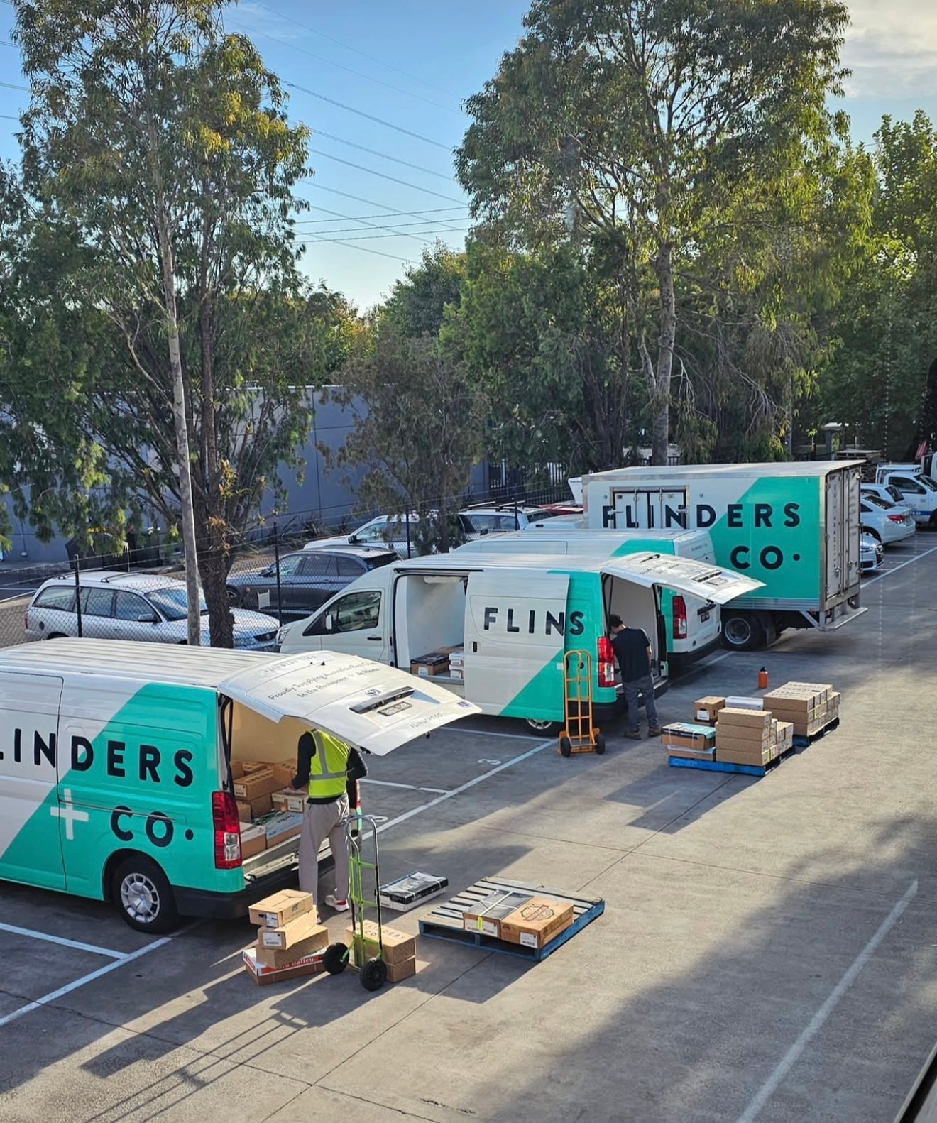 Fleet Branding 101: Best Practices for Large-Scale Rollouts